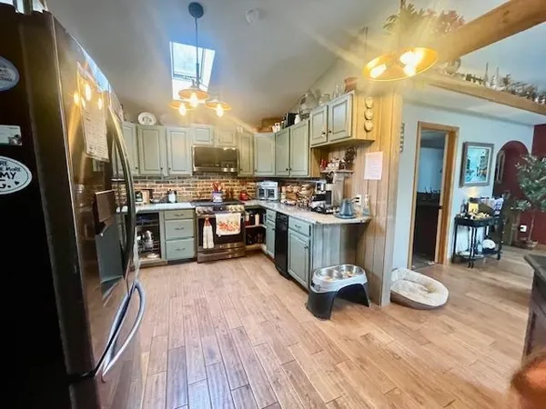 $689,900 | 85 Jason Avenue, Jefferson, NH 03583