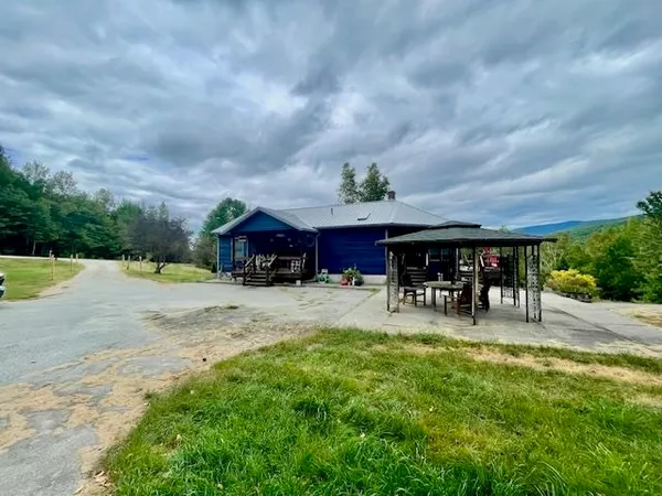 $689,900 | 85 Jason Avenue, Jefferson, NH 03583