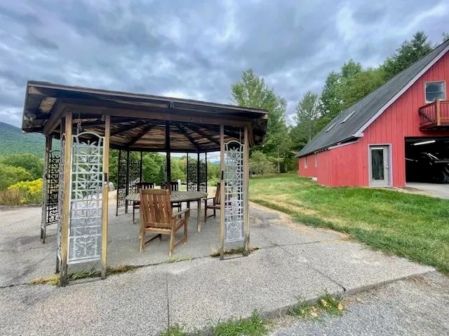 $699,900 | 85 Jason Avenue, Jefferson, NH 03583