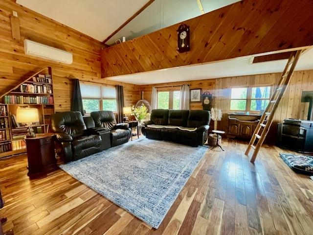 85 Jason Avenue Jefferson, NH 03583 - Photo 10 of 59