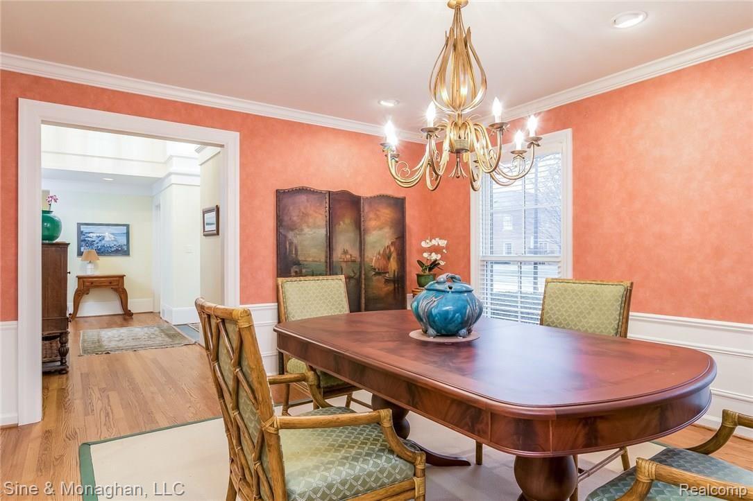 24 Warner Road Grosse Pointe, MI 48236 - Photo 16 of 56 017-Dining_Room-5492480-medium.jpg