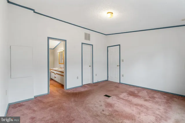 $94,500 | 907 Lakeview Drive, Green Lane, PA 18054