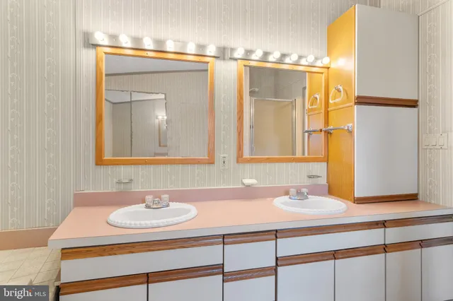 $94,500 | 907 Lakeview Drive, Green Lane, PA 18054