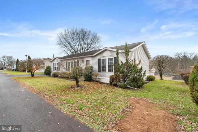 $94,500 | 907 Lakeview Drive, Green Lane, PA 18054