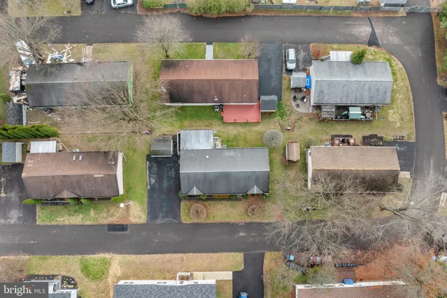 $94,500 | 907 Lakeview Drive, Green Lane, PA 18054