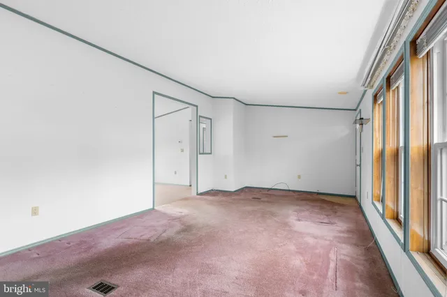 $94,500 | 907 Lakeview Drive, Green Lane, PA 18054