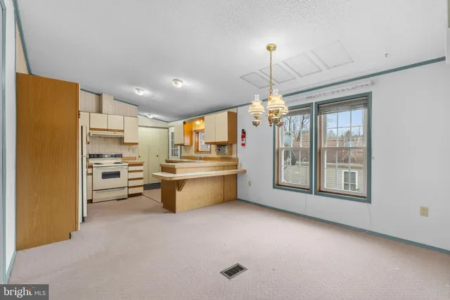 $94,500 | 907 Lakeview Drive, Green Lane, PA 18054