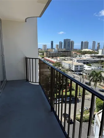 $1,700 | 1112 Kinau Street, Unit 1009, Honolulu, HI 96814
