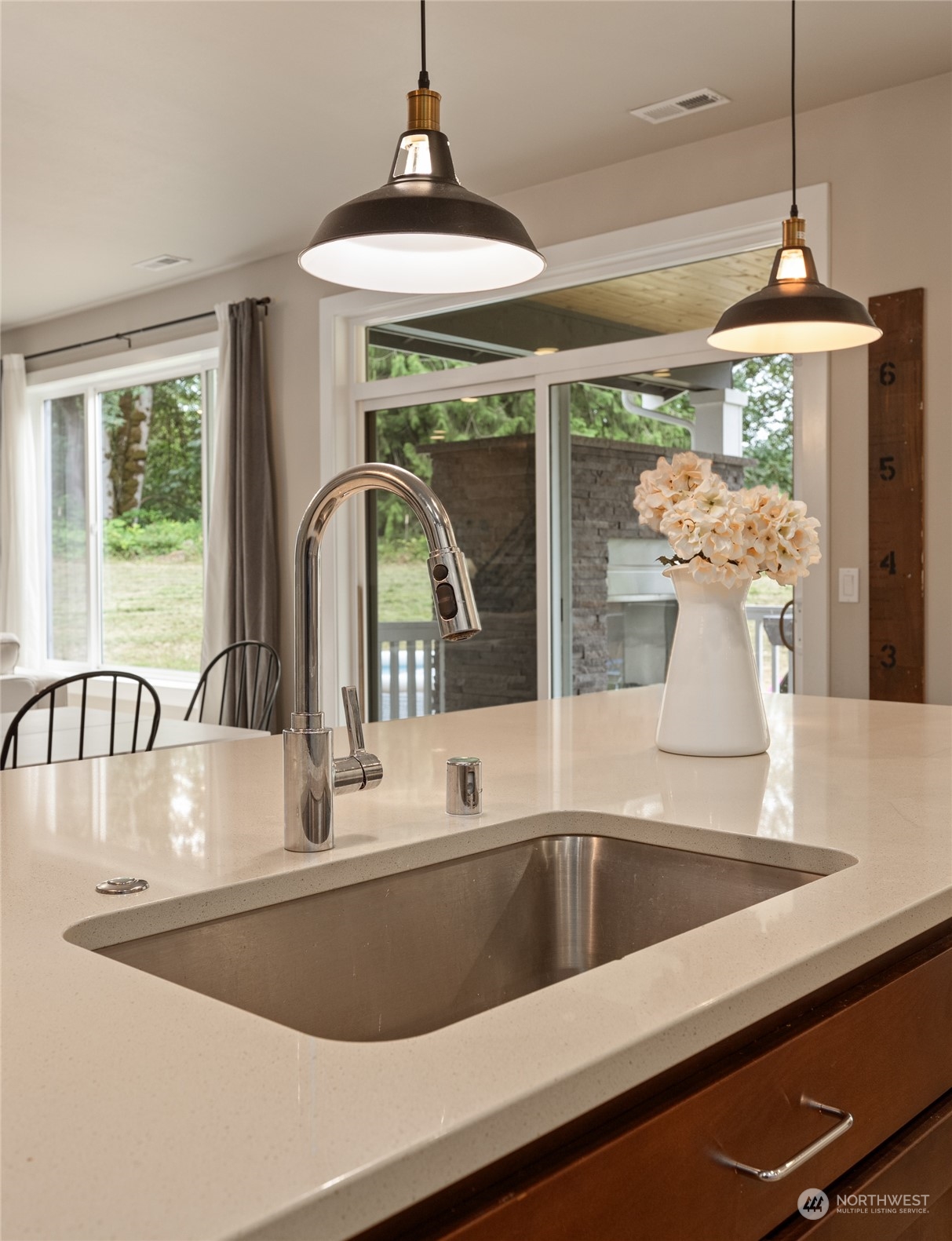 3522 Creswell Road Snohomish, WA 98290 - Photo 12 of 40 a view closeup a room with windows and chandelier
