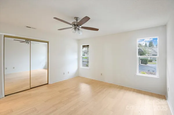 $349,000 | 102 Fox Den Court, Hendersonville, NC 28792