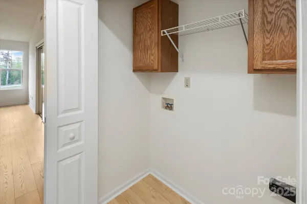 $349,000 | 102 Fox Den Court, Hendersonville, NC 28792