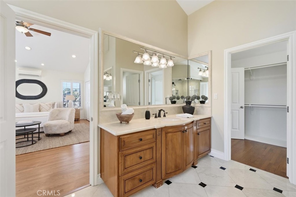 2909 Maple Avenue Manhattan Beach, CA 90266 - Photo 51 of 57