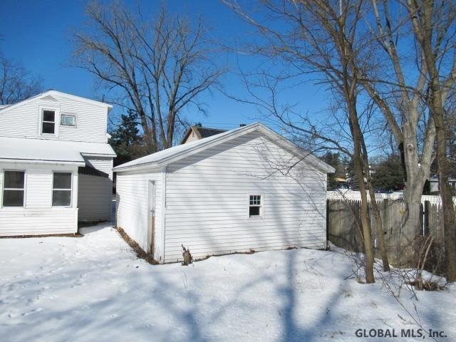 406 Kings Road Schenectady, NY 12304 - Photo 4 of 26 Photo 4