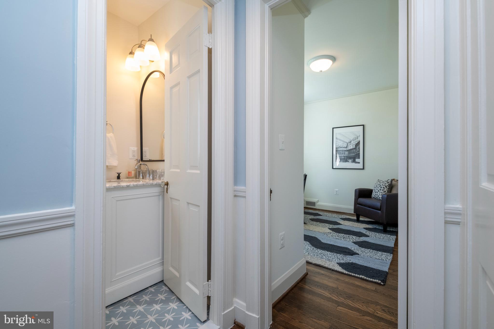 5517 Roland Avenue Baltimore, MD 21210 - Photo 23 of 51