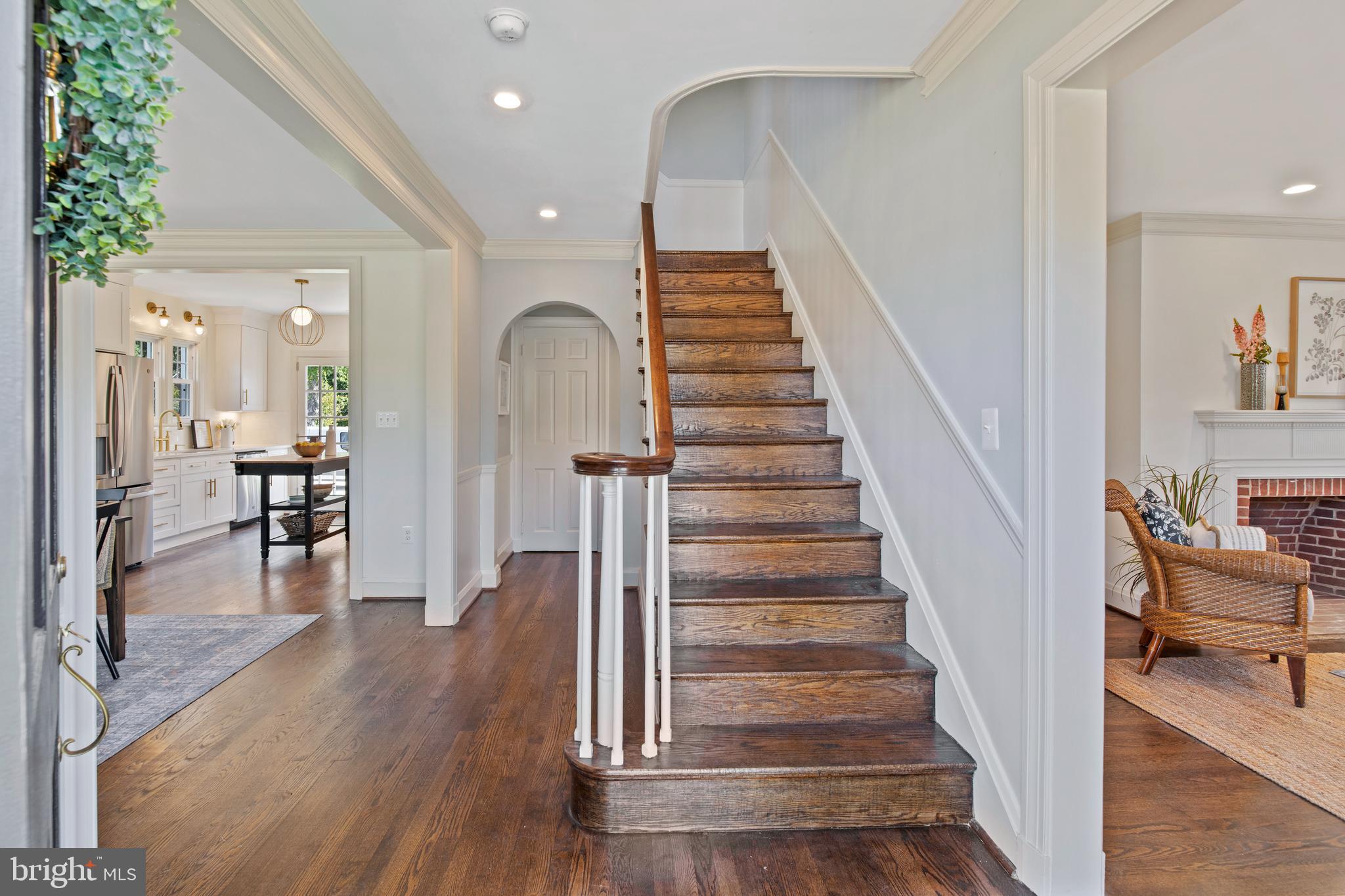 5517 Roland Avenue Baltimore, MD 21210 - Photo 4 of 51