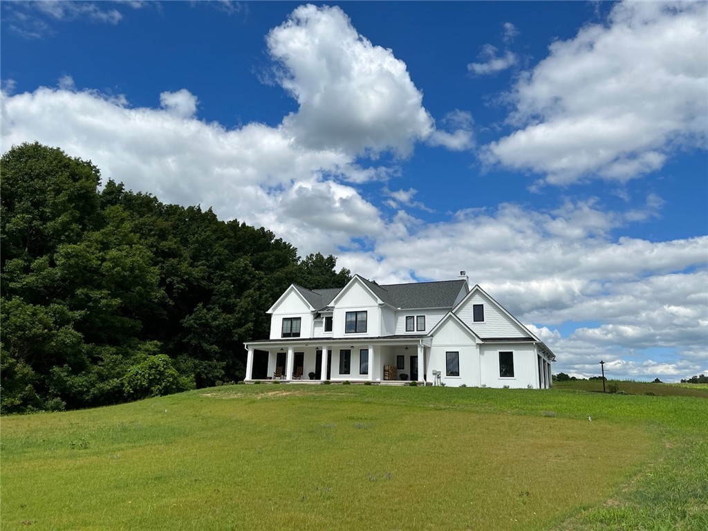 985 Strong Road Victor, NY 14564 - Photo 1 of 1 Gallery Image 1