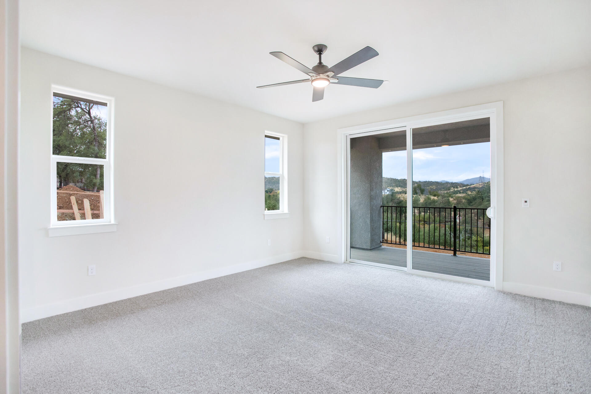 1410 Ridge Drive Redding, CA 96001 - Photo 13 of 25 IMG_7103