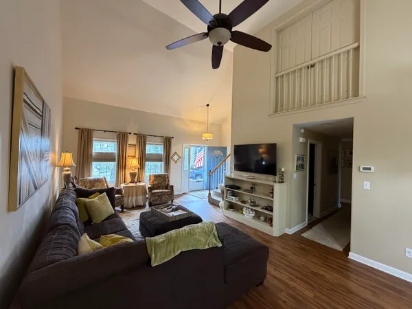 $489,000 | 1 Hawthorne Court, Unit C, Pocasset, MA 02559