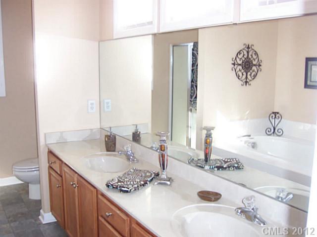 3933 Champion Road Rock Hill, SC 29730 - Photo 3 of 15 Gallery Image 3