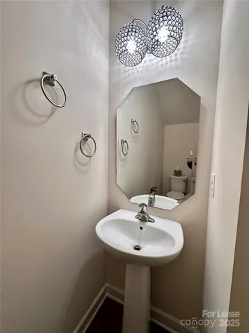 $2,450 | 5733 Lachlan Hill Lane, Charlotte, NC 28278