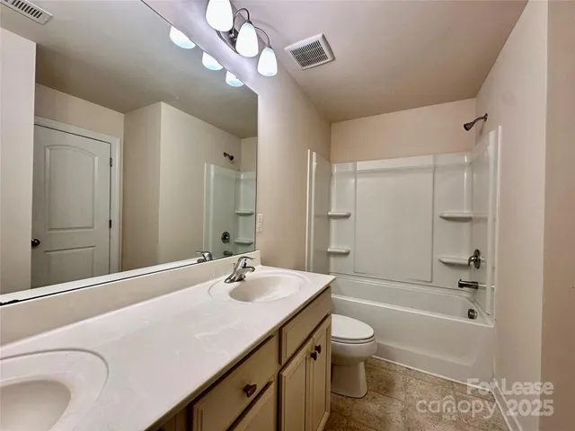 $2,450 | 5733 Lachlan Hill Lane, Charlotte, NC 28278