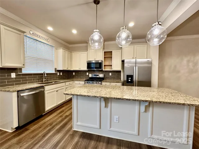 $2,450 | 5733 Lachlan Hill Lane, Charlotte, NC 28278