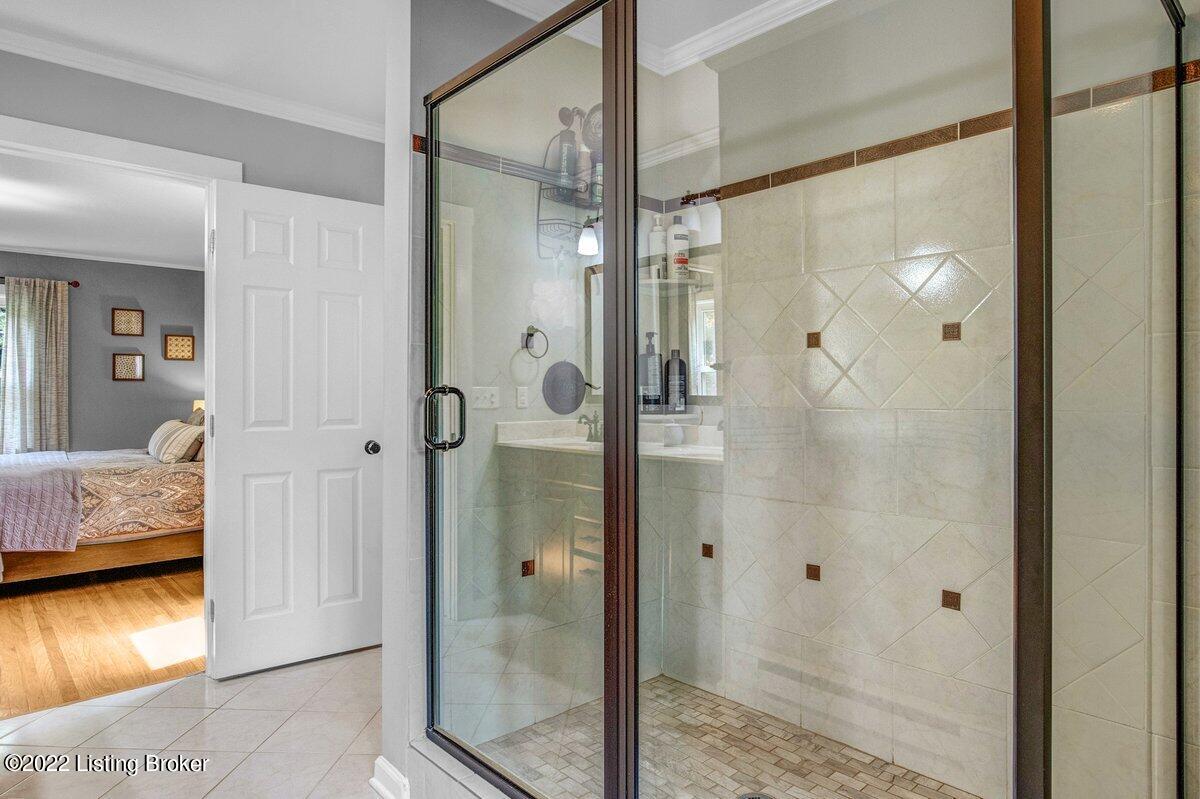 511 Brookview Road Louisville, KY 40207 - Photo 17 of 36 Primary bath-huge shower