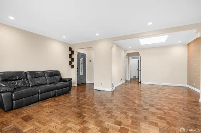 $6,700 | 112 Baden Street, San Francisco, CA 94131