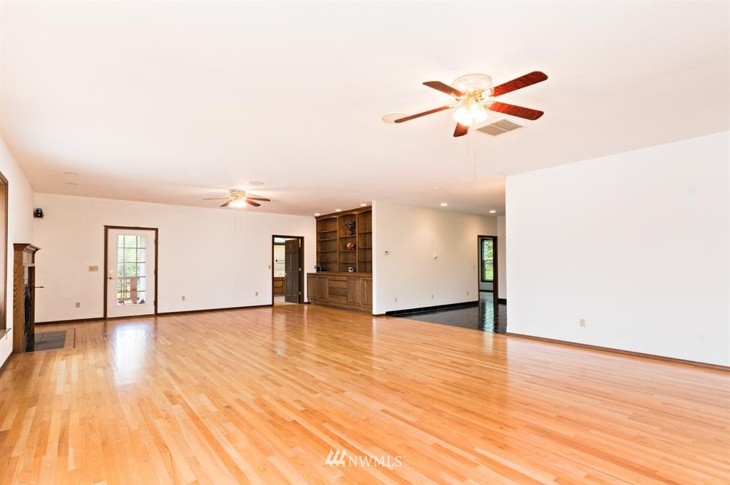 1160 East Rasor Road Belfair, WA 98528 - Photo 11 of 25 Gallery Image 11