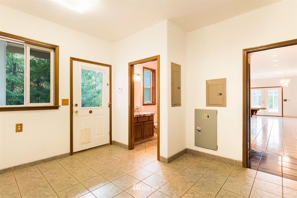 1160 East Rasor Road Belfair, WA 98528 - Photo 17 of 25 Gallery Image 17