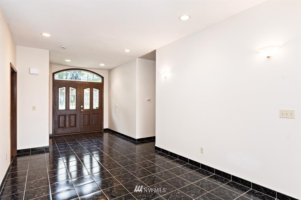 1160 East Rasor Road Belfair, WA 98528 - Photo 3 of 25 Gallery Image 3