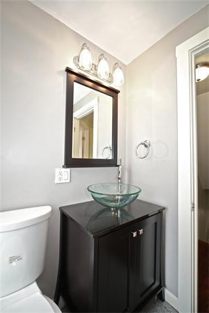 50 Bay State Road Quincy, MA 02171 - Photo 14 of 26 Gallery Image 14