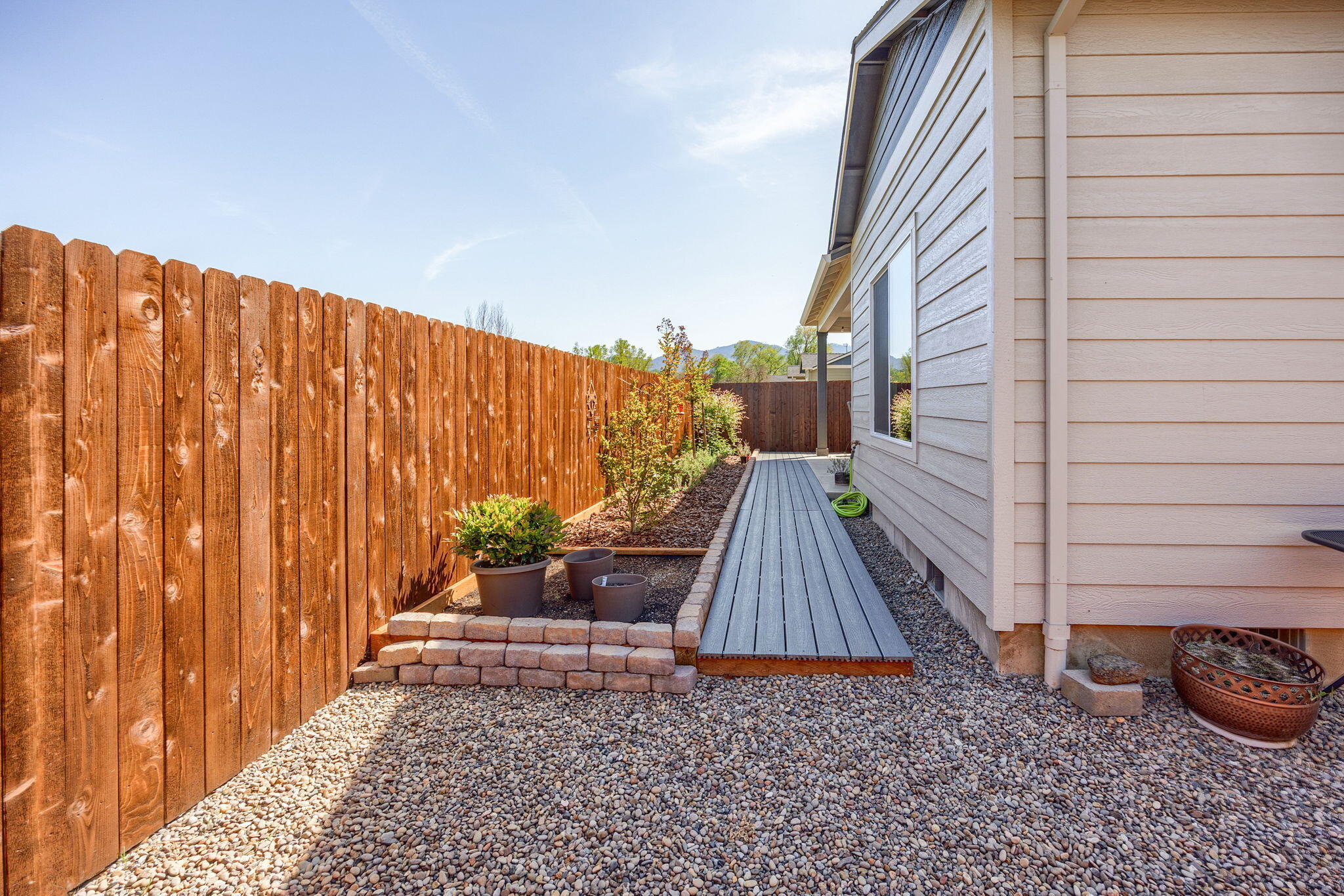 1653 Thomas Road Medford, OR 97501 - Photo 42 of 54 ApxTR (47)