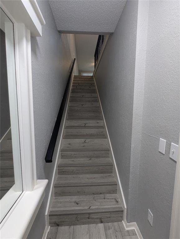 903 Normandy Trace Road Tampa, FL 33602 - Photo 2 of 14 a view of entryway