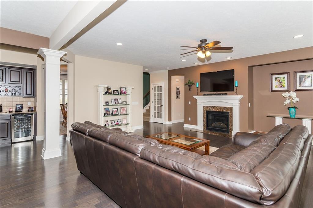 10207 Normandy Way Fishers, IN 46040 - Photo 8 of 32 Gallery Image 8