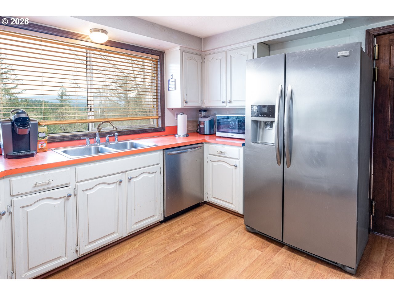 31514 Berlin Road Lebanon, OR 97355 - Photo 17 of 47 Kitchen