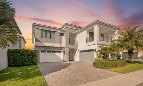 $2,695,000 | 8805 New River Falls Road, Boca Raton, FL 33496