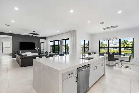 $2,695,000 | 8805 New River Falls Road, Boca Raton, FL 33496