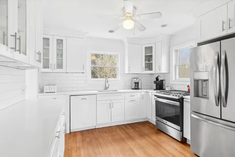 7 Bayview Road, Sag Harbor, NY 11963