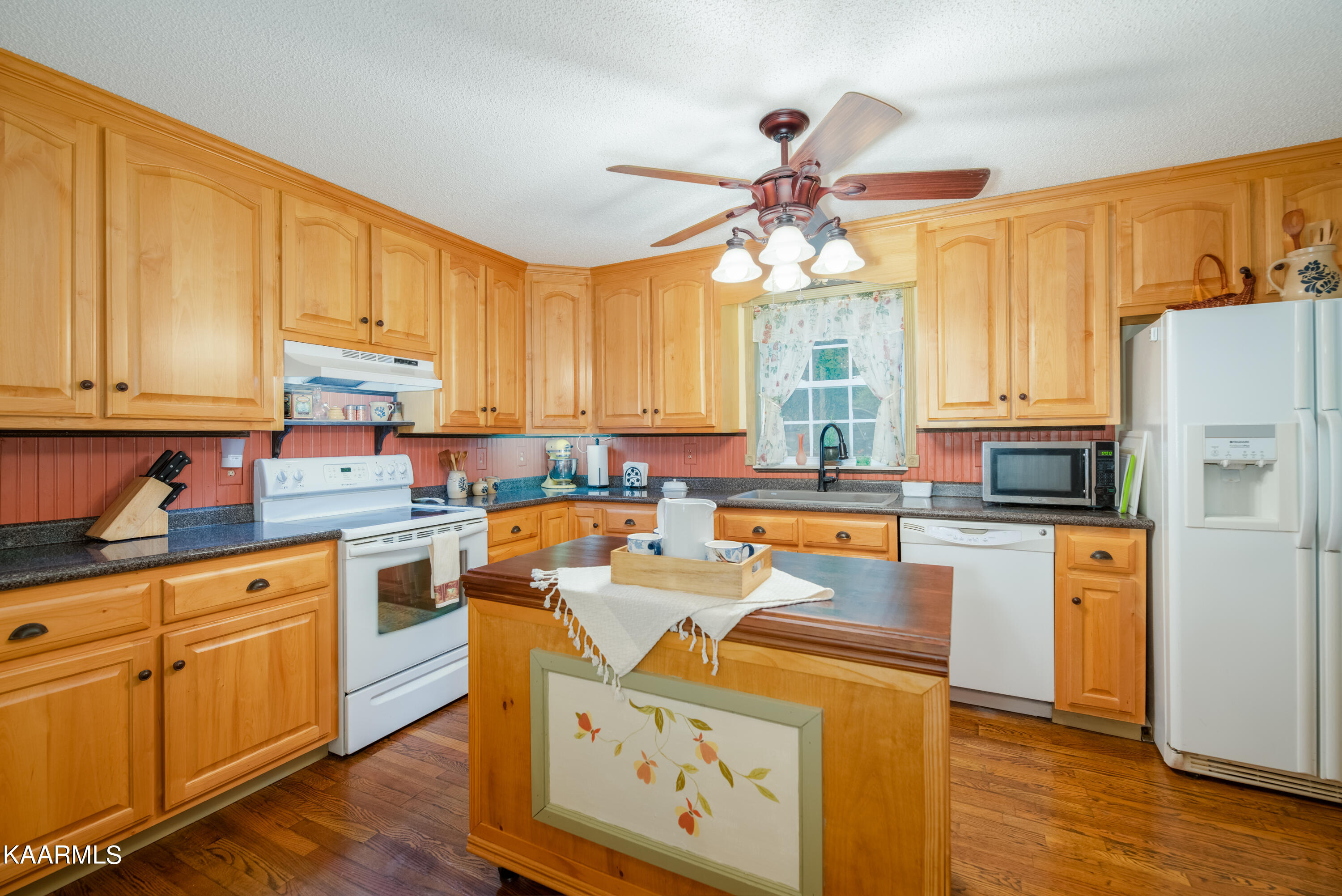 252 Ragon Road Philadelphia, TN 37846 - Photo 13 of 35 252 Ragon Rd, Philadelphia, TN-12