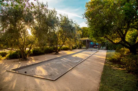 $16,975,000 | 650 San Ysidro Road, Montecito, CA 93108