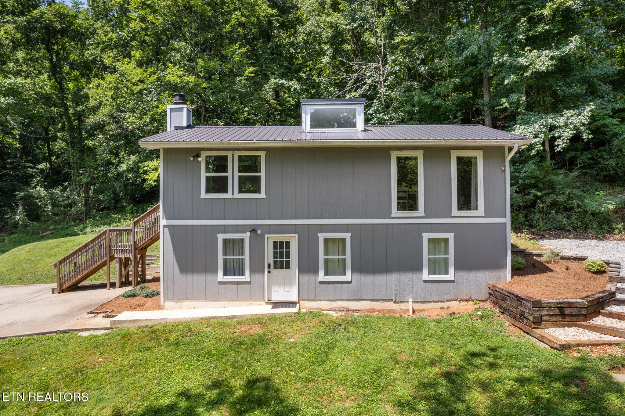 102 Bluff Road Kingston, TN 37763 - Photo 1 of 27 1-web-or-mls-DJI_0136