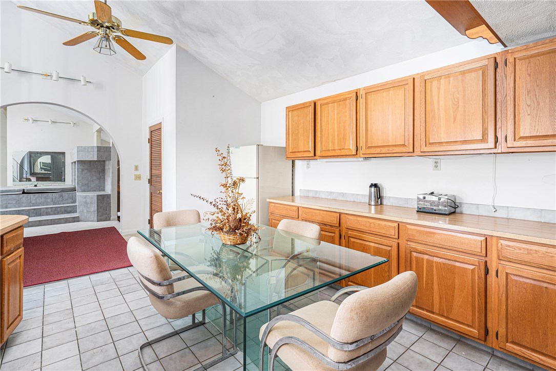 1006 Post Road Warwick, RI 02888 - Photo 7 of 20 Kitchen