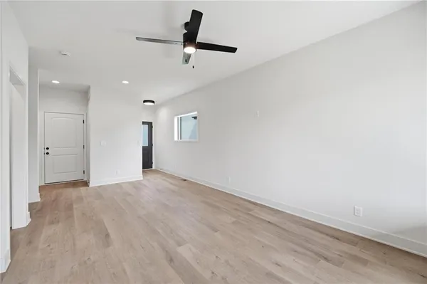 $750,000 | 223-225 Northwest Orchard Drive, Lee's Summit, MO 64063