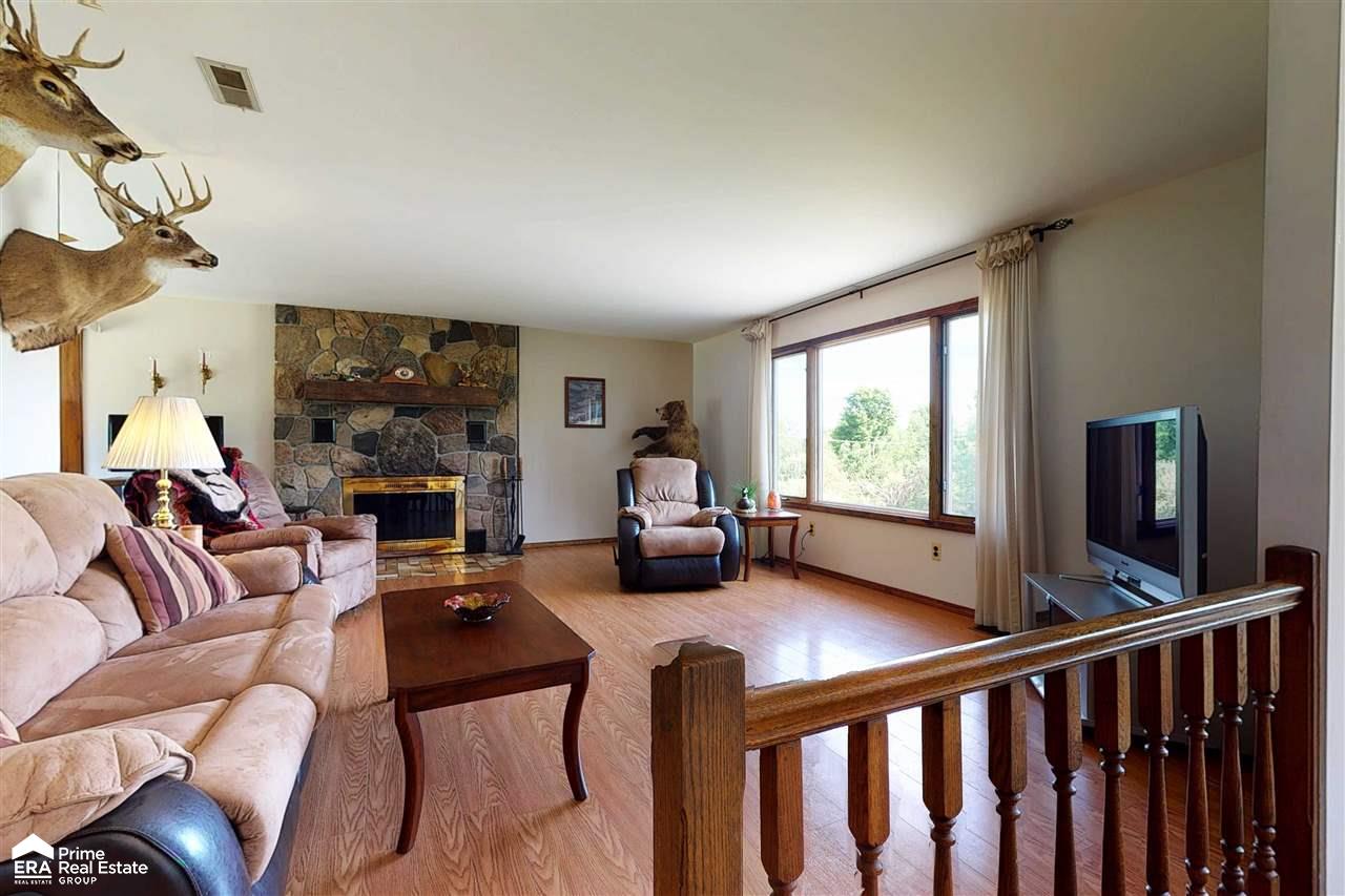5110 Pyles Road Columbiaville, MI 48421 - Photo 6 of 44 50013254-5.JPG