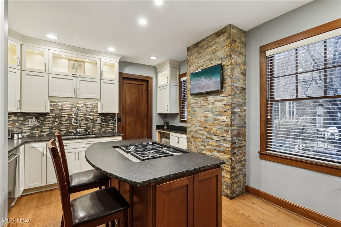 2334 Roxboro Road Cleveland Heights, OH 44106 - Photo 14 of 50 Gallery Image 14