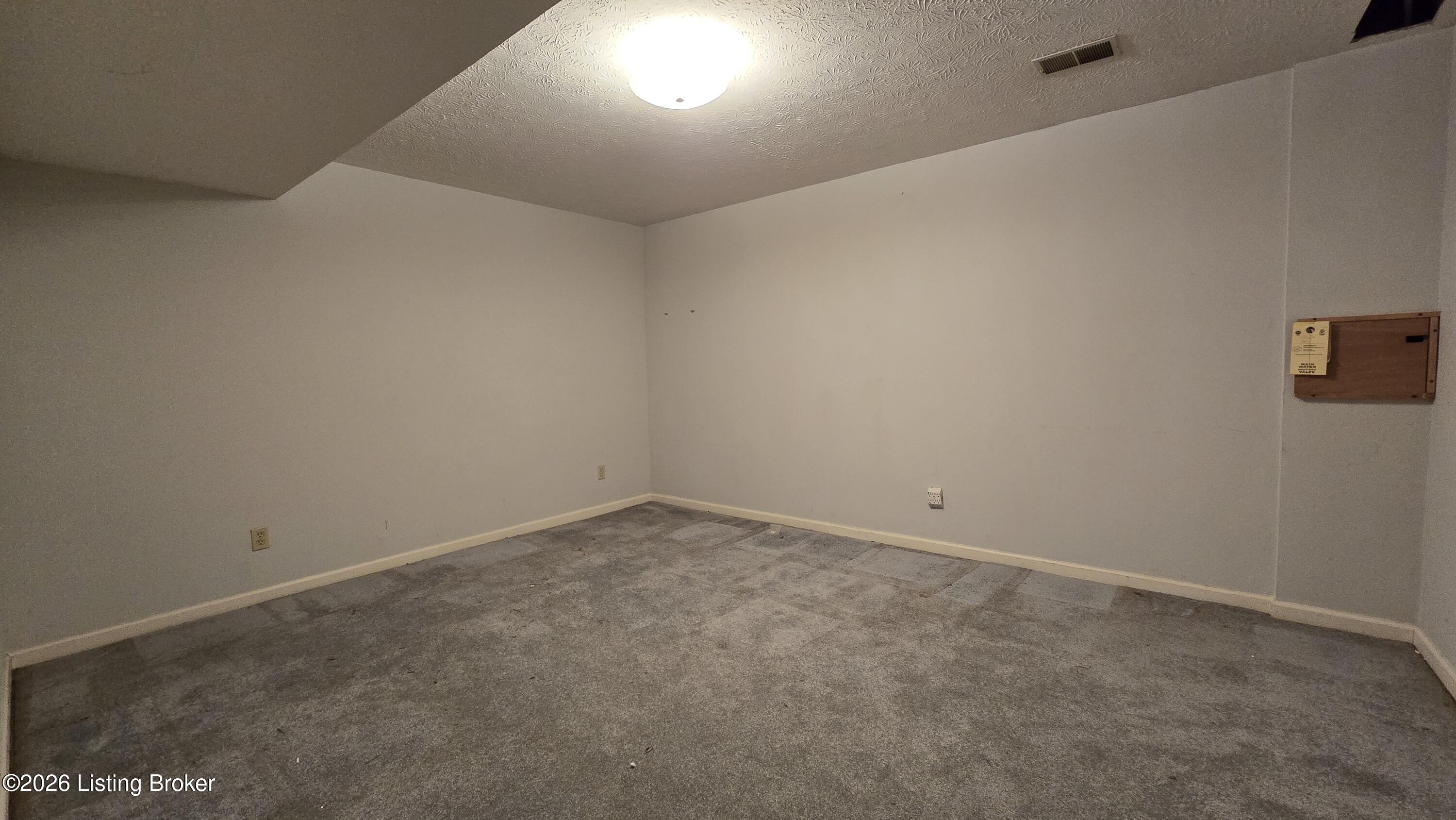 2121 Long Run Road Louisville, KY 40245 - Photo 33 of 42 20260716_143119