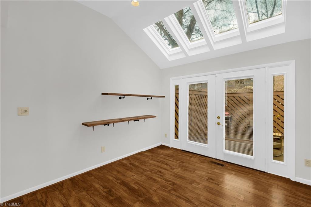 210 College Road, Unit 601 Greensboro, NC 27410 - Photo 11 of 29 Dining Room