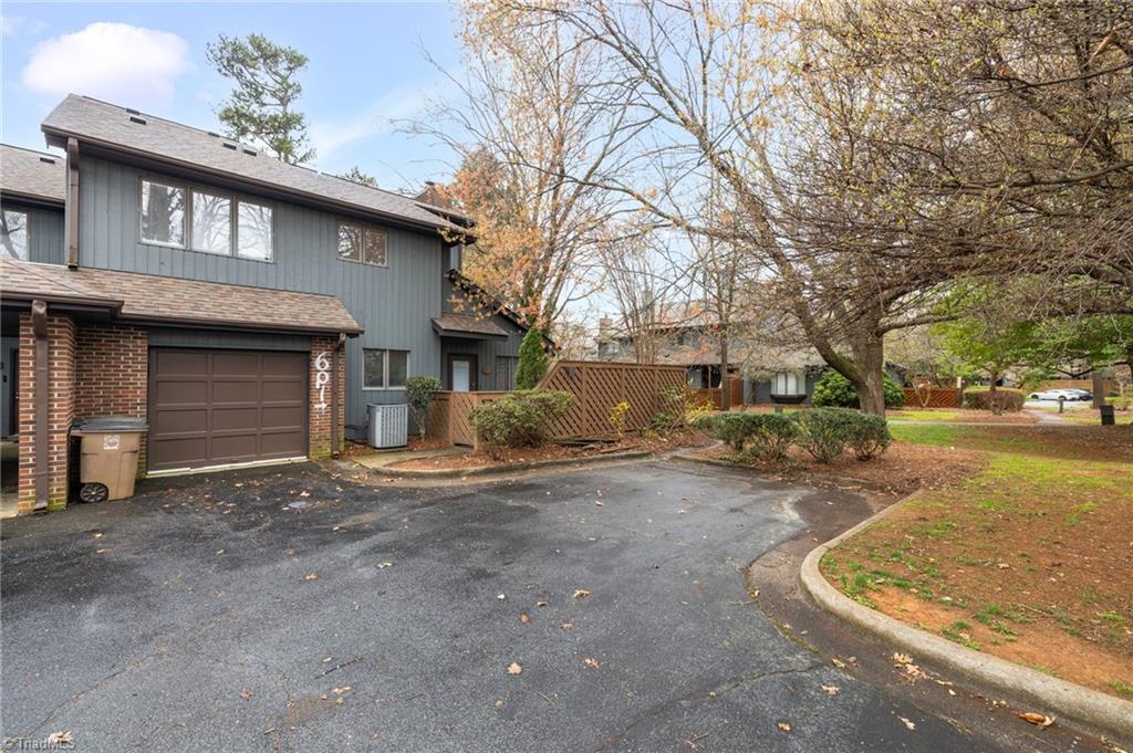 210 College Road, Unit 601 Greensboro, NC 27410 - Photo 2 of 29