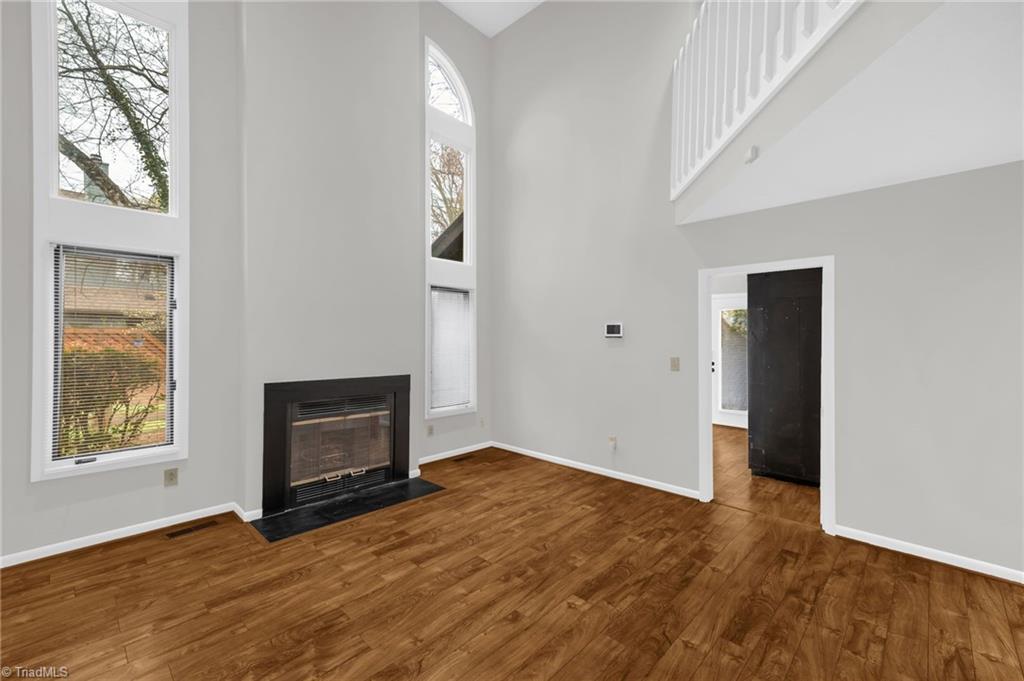 210 College Road, Unit 601 Greensboro, NC 27410 - Photo 4 of 29